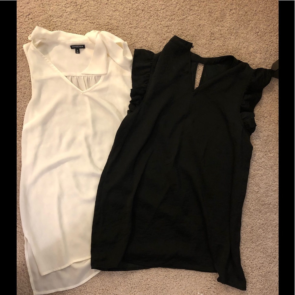 White & Black Sleeveless Blouse